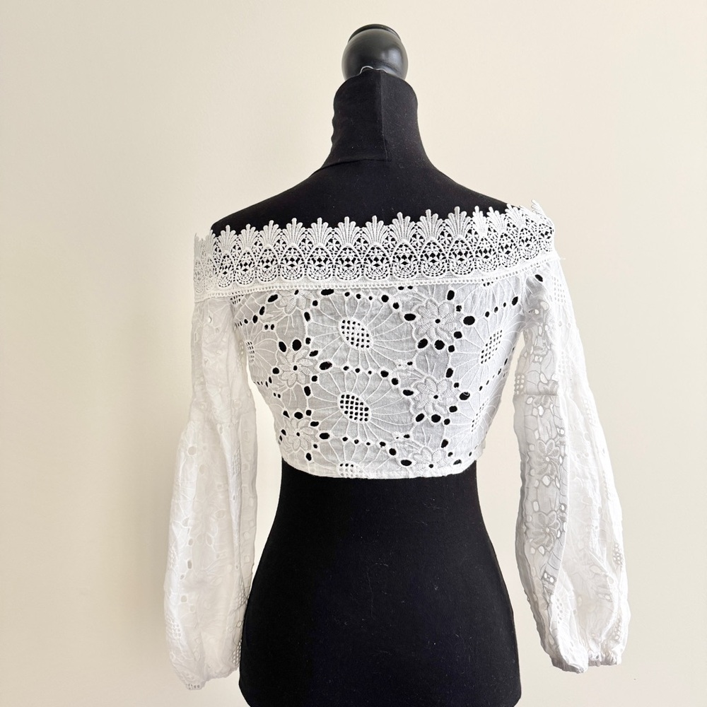 Vintage White Lace-Up Eyelet Crop Top – Size Small - Picture 2 of 2